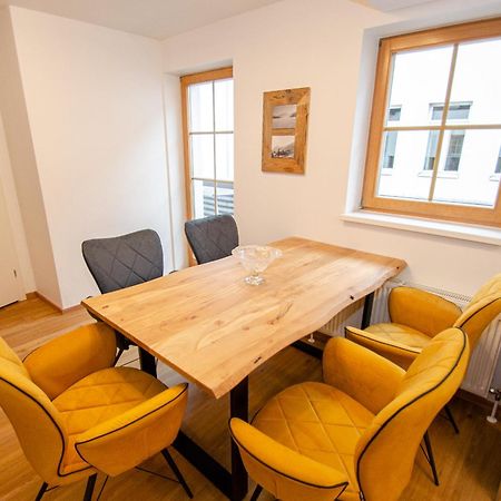 Appartementhaus Zell City By All In One Apartments 젤암제 외부 사진