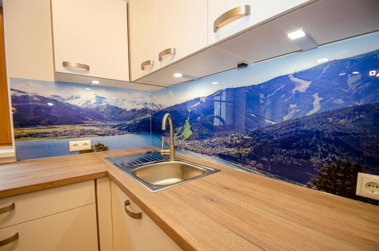 Appartementhaus Zell City By All In One Apartments 젤암제 외부 사진