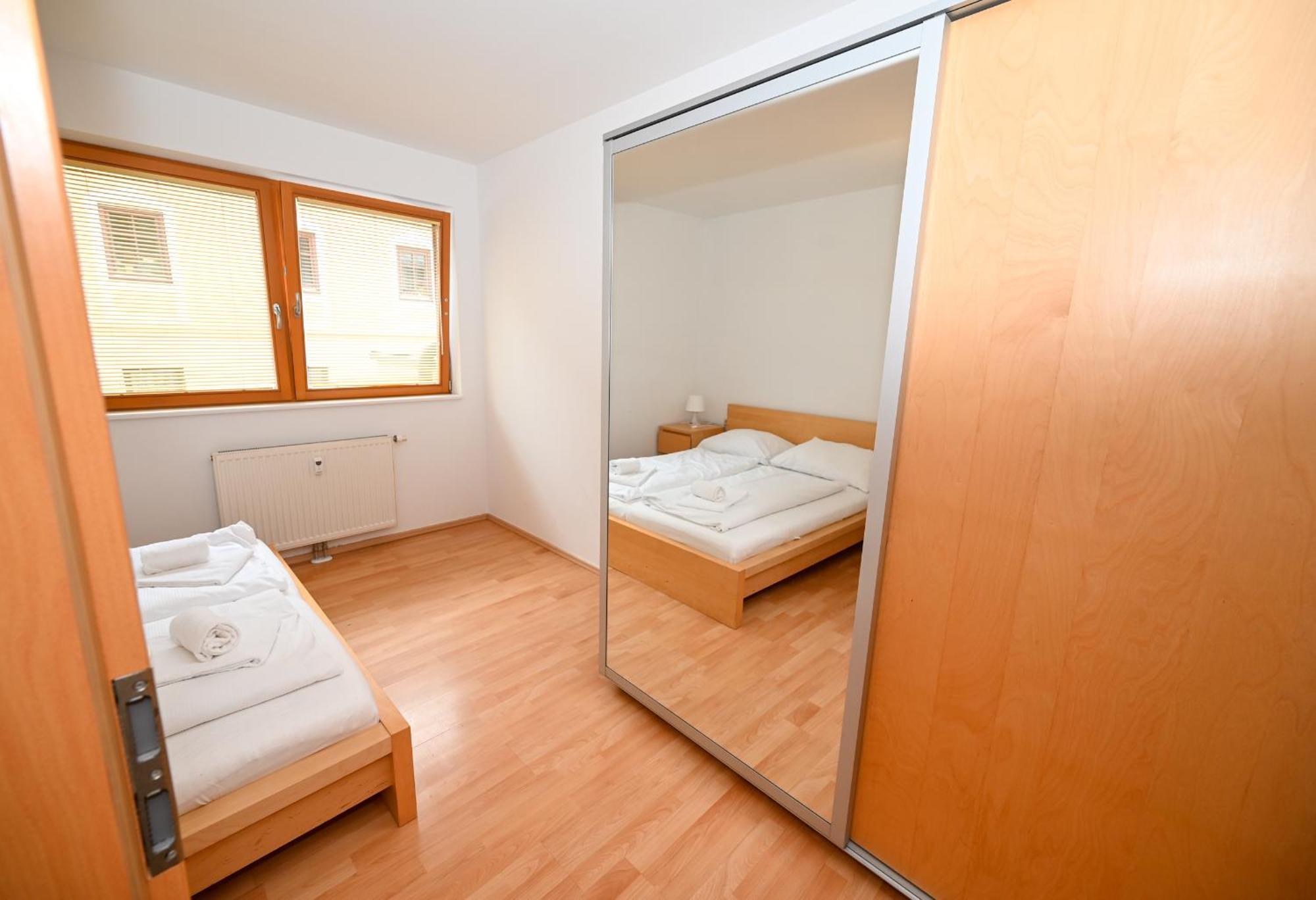 Appartementhaus Zell City By All In One Apartments 젤암제 외부 사진