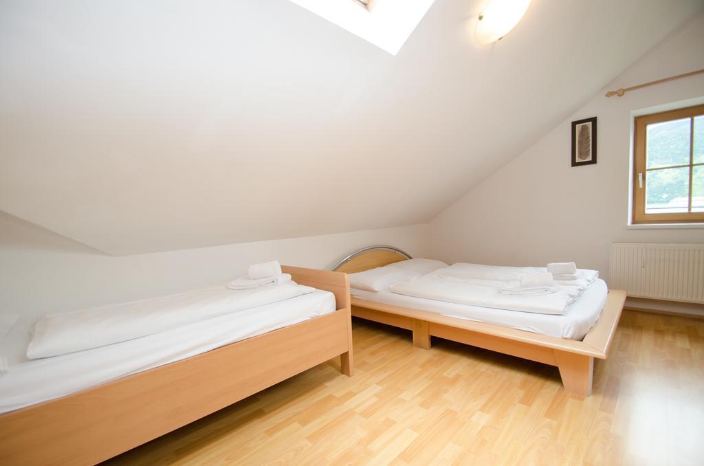 Appartementhaus Zell City By All In One Apartments 젤암제 외부 사진