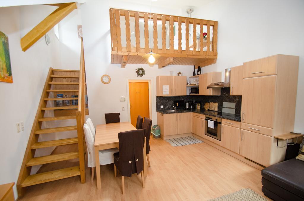 Appartementhaus Zell City By All In One Apartments 젤암제 외부 사진