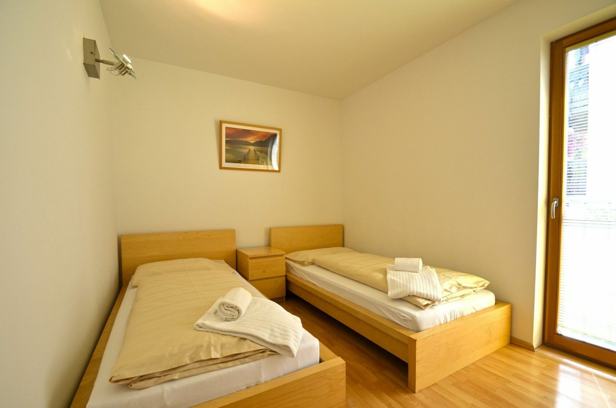 Appartementhaus Zell City By All In One Apartments 젤암제 외부 사진