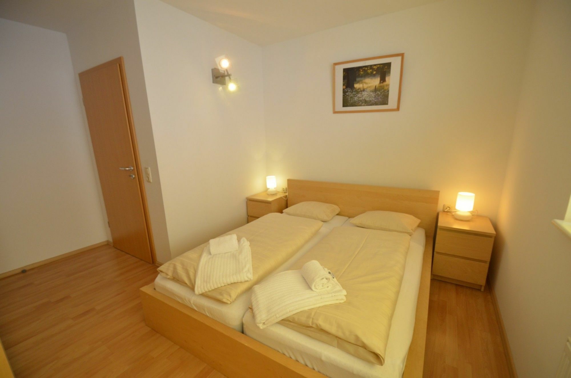 Appartementhaus Zell City By All In One Apartments 젤암제 외부 사진